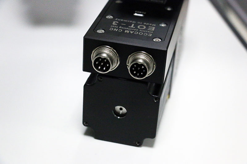 EOT-3 Oscillating Tangential Knife EOT-3 Oscillating Tangential Knife