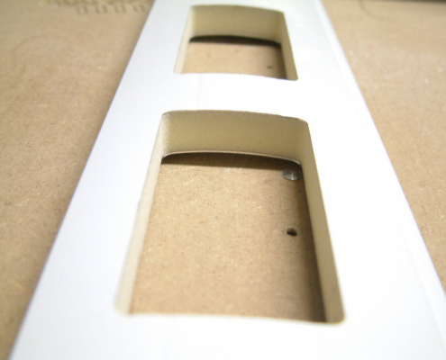 cnc-aluminium (2) Millingexampleinacompositematerial:Aluminumshuttersalsoout foamedcore