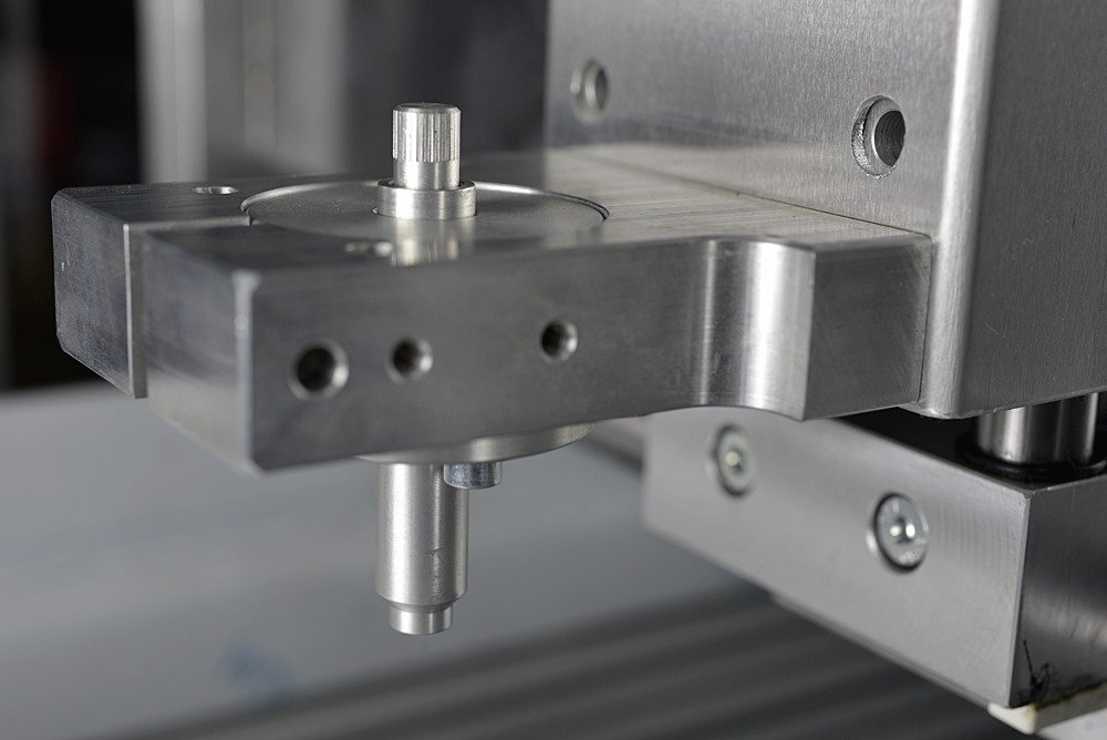 cnc-fraese-mit-roland-messerhalter