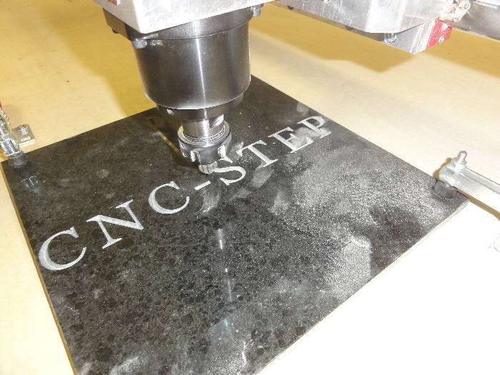 granit-nero-assoluto-fräsen VCarving/DthinninginGranitNeroAssoluto