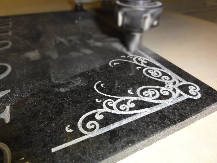 granit-nero-assoluto-gravur VCarving/DthinninginGranitNeroAssoluto