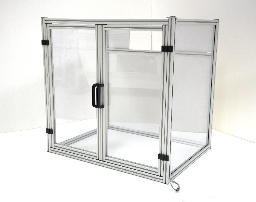 Maschinen Umhausung mit Klapptüren Maschinen Umhausung mit Klapptüren