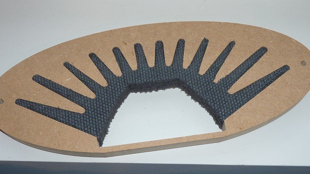 Sound proofing for loudspeakers Sound proofing for loudspeakers