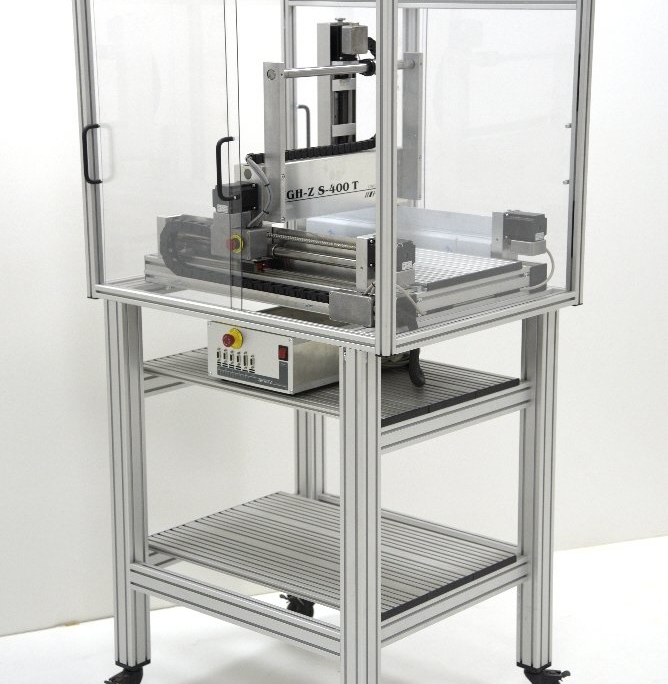 Untergestell mit Einhausung - Nutenplatten Untergestell mit Einhausung - Nutenplatten