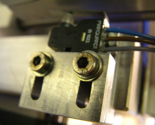 Plexiglas_frsen_cnc_Portalfrsmaschine_Frse_S1000_Step_Bock_Alu DMillinginplexiglass