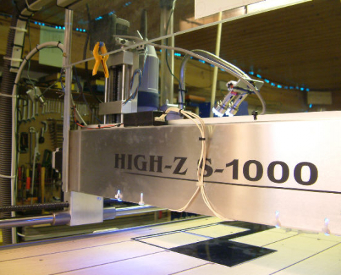 Plexiglas_frsen_cnc_Portalfrsmaschine_Frse_S1000_Step_Maschine_4 DMillinginplexiglass