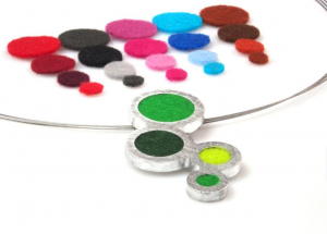 Alu Halskette mit Anhänger bunt Alu Halskette mit Anhänger bunt