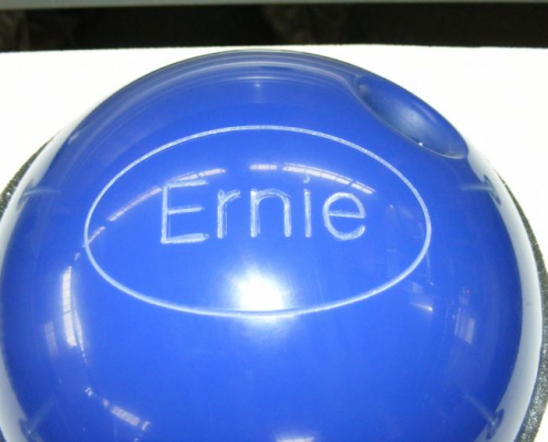 bowlingkugel-gravur gravur auf bowlingkugel