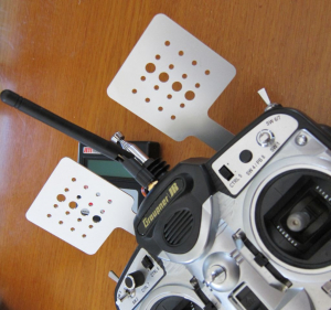 DIY Alu Displayhalterung für mx16 Fernsteuerung DIY Alu Displayhalterung für mx16 Fernsteuerung