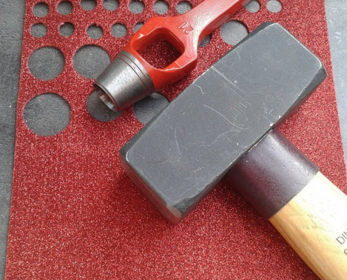 einleger-fuer-halskette-ausstanzen einleger-fuer-halskette-ausstanzen